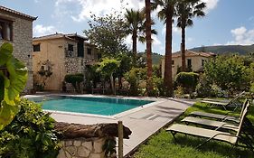Castello Bellos Villas & Apartments