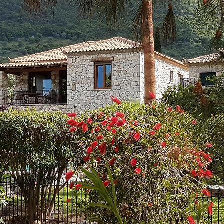 Castello Bellos Villas & Apartments Keri Extérieur photo