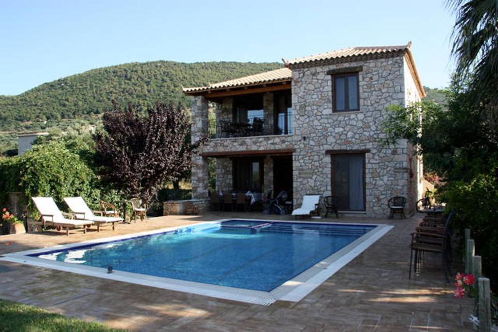 Castello Bellos Villas & Apartments Keri Chambre photo