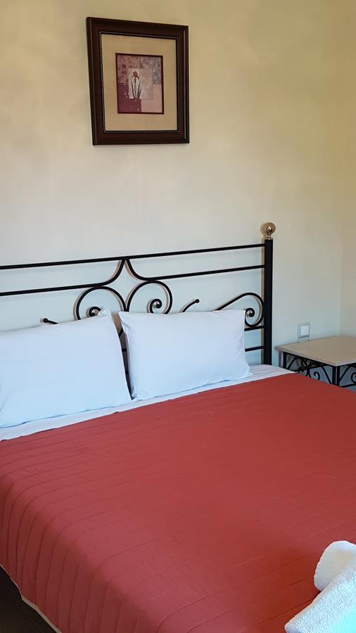 Castello Bellos Villas & Apartments Keri Extérieur photo