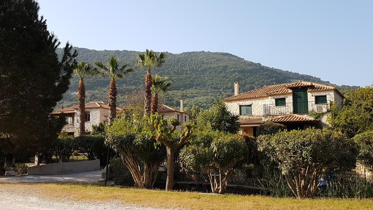 Castello Bellos Villas & Apartments Keri Extérieur photo