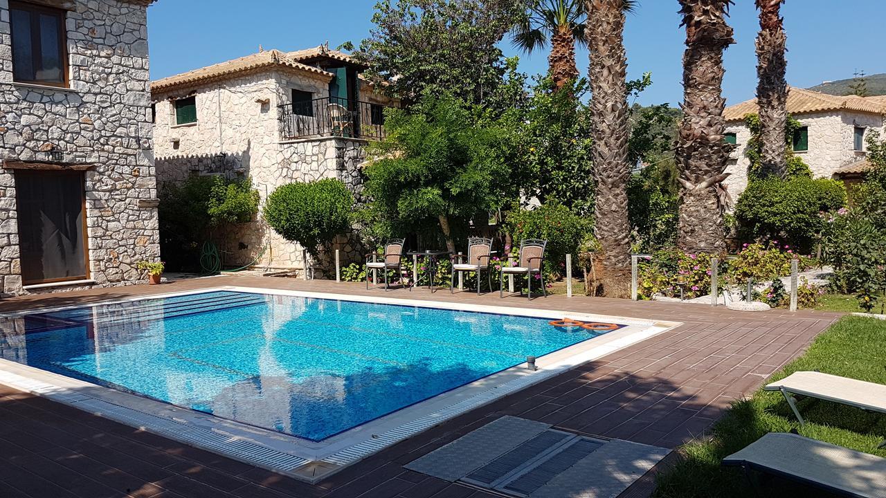 Castello Bellos Villas & Apartments Keri Extérieur photo